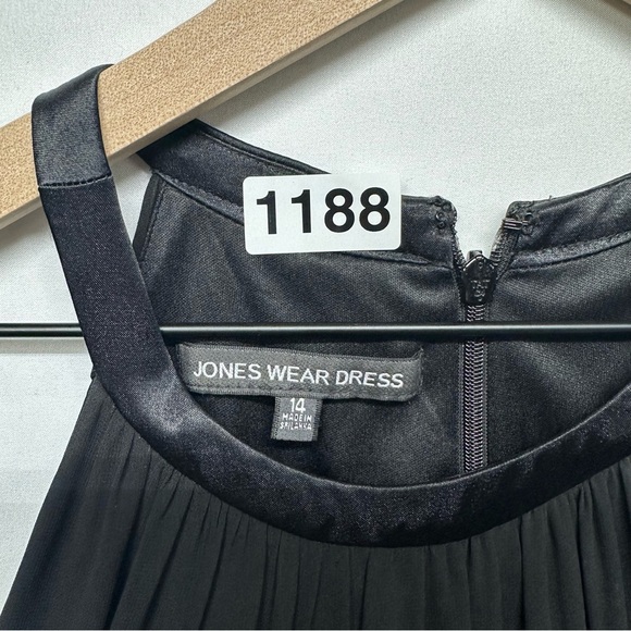 Jones Wear Black Tiered Chiffon Halter Dress Size 14 - Picture 2 of 6
